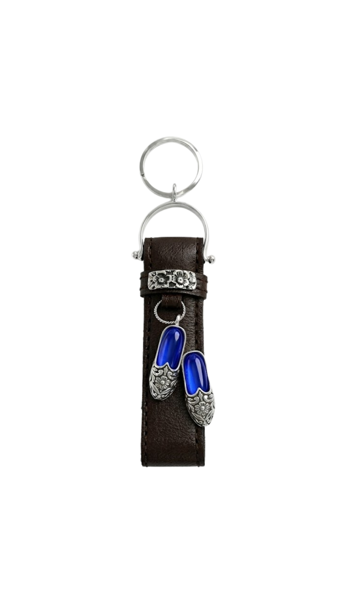Leather Strap with Silver 925 Jhuti Locket.