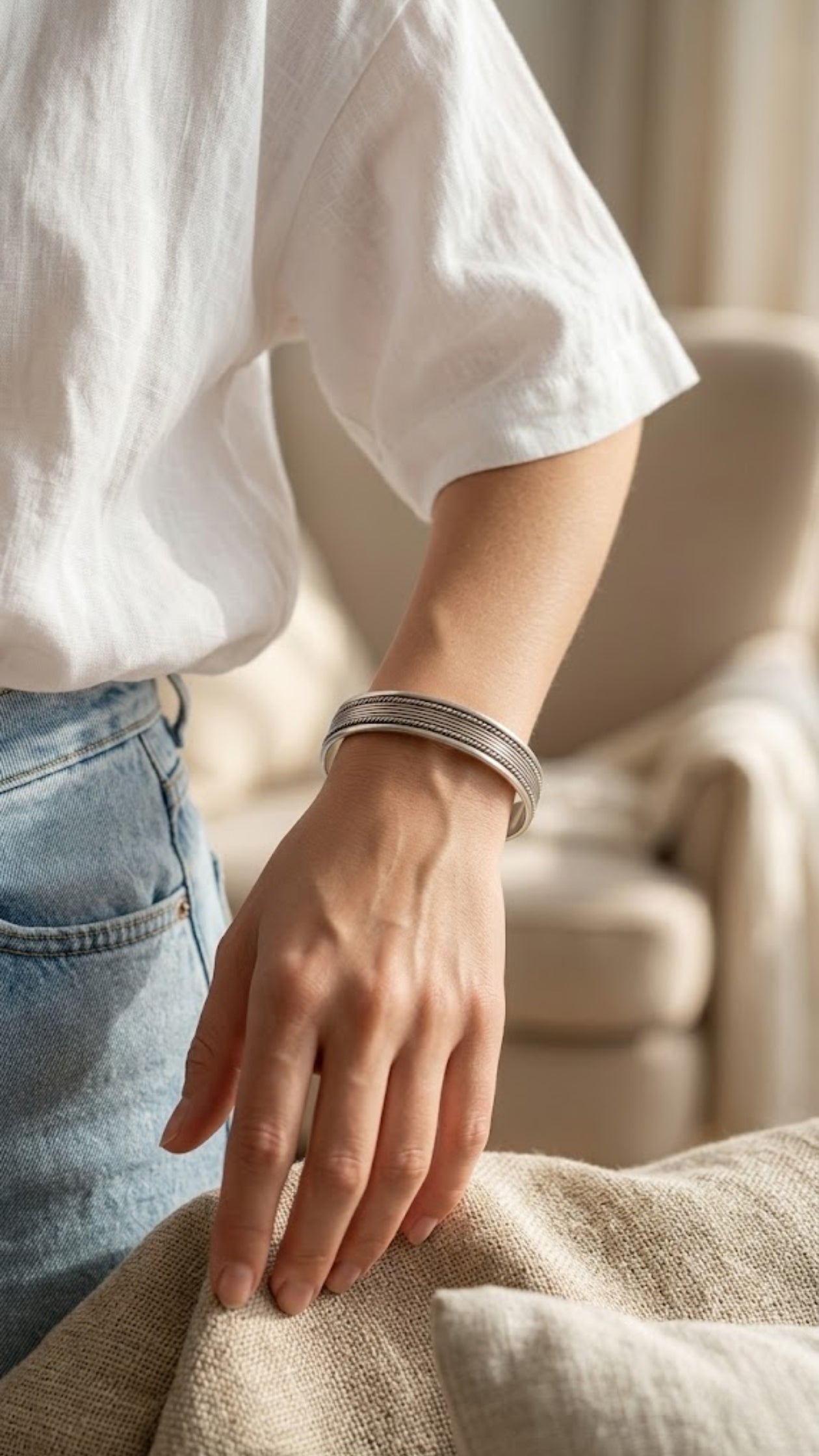 Minimalist Linear 925 Silver Bangle