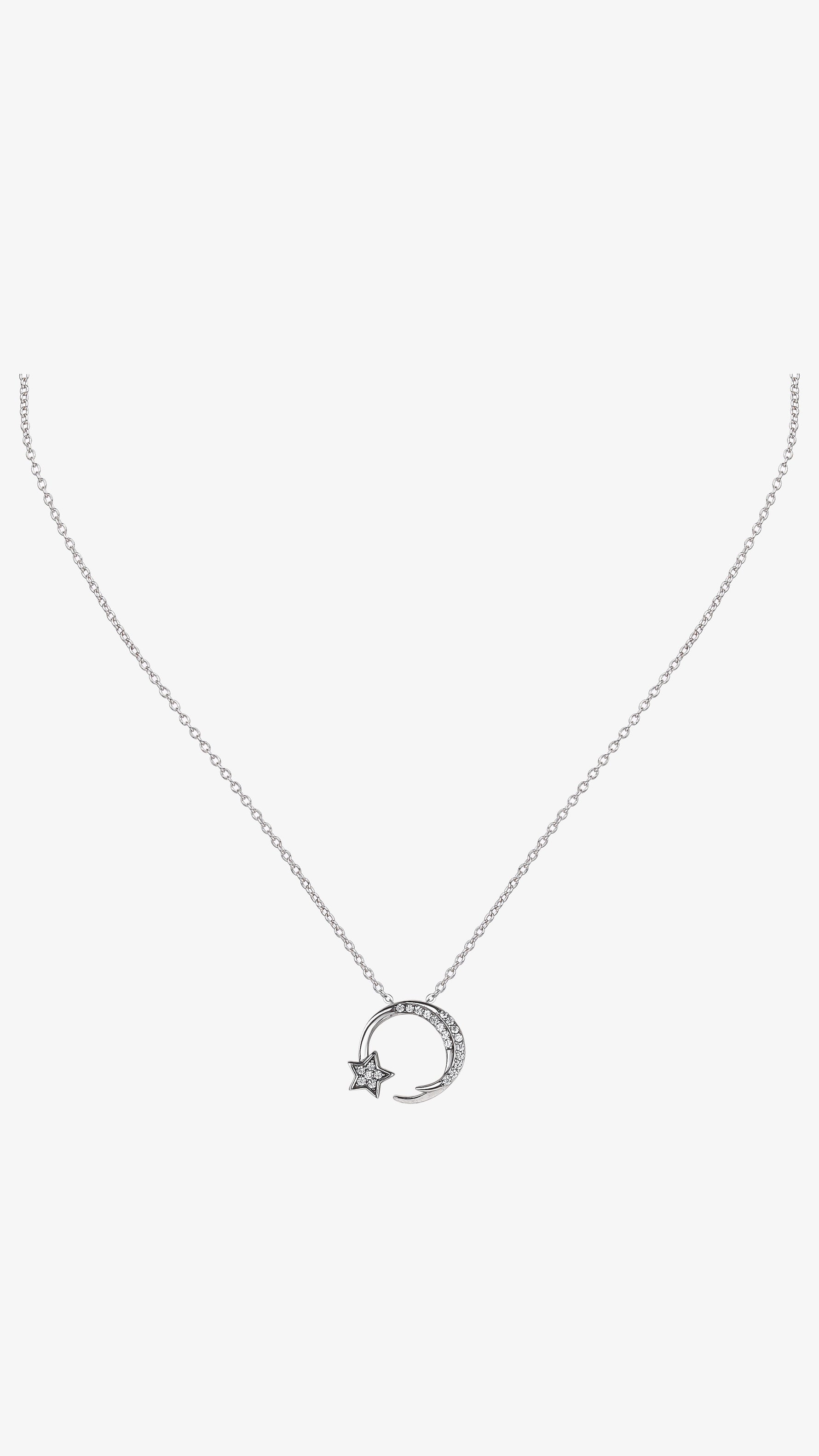 Modern 925 silver pendant chain with a premium polished finish.