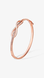 925 silver lightweight bracelet with a modern designer finish for everyday wear.