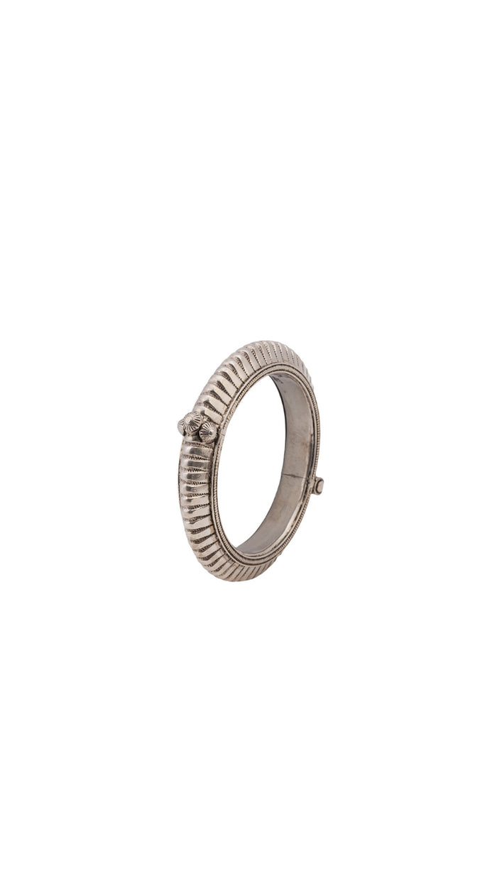 Ribbed Antique Finish 925 Silver Bangle