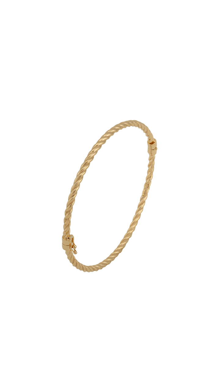 gold finish bracelet for women
